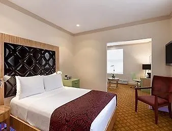 Hotel Night Broadway New York