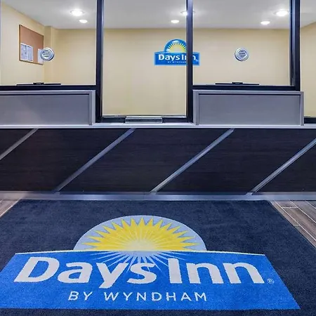 Days By Wyndham Bronx Nyc Hotel New York