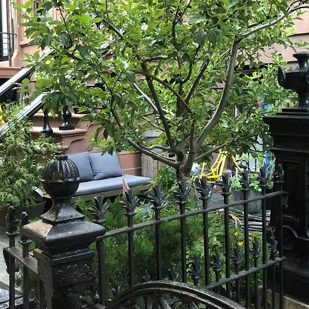 Hancock House 30 Day Homestay New York