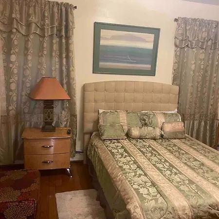 A Private Humble Abode * New York