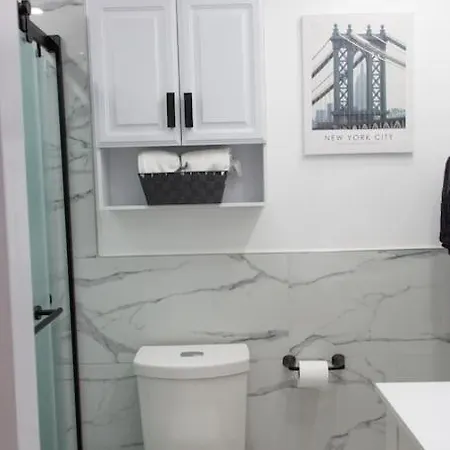 Modern 1br Exclusive Space In Historic Brooklyn *