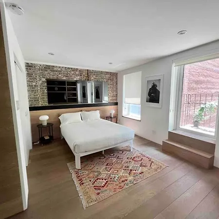Superb Duplex Penthouse In Fidi * New York