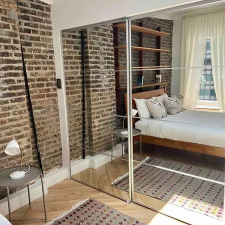 Superb Duplex Penthouse In Fidi *
