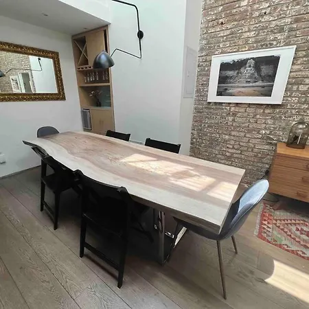 Superb Duplex Penthouse In Fidi