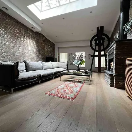 Superb Duplex Penthouse In Fidi New York