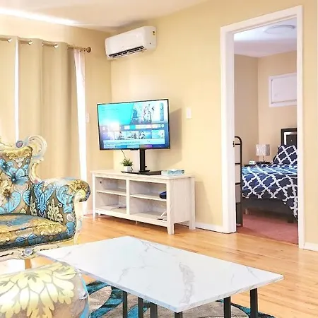 Modern Two Bedroom Jamaica Queens, Nyc New York