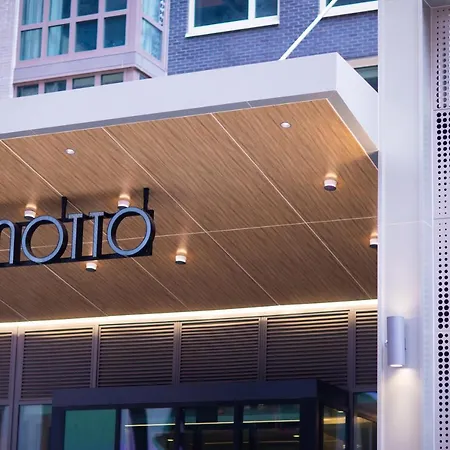 Hotel Motto By Hilton Times Square 3*