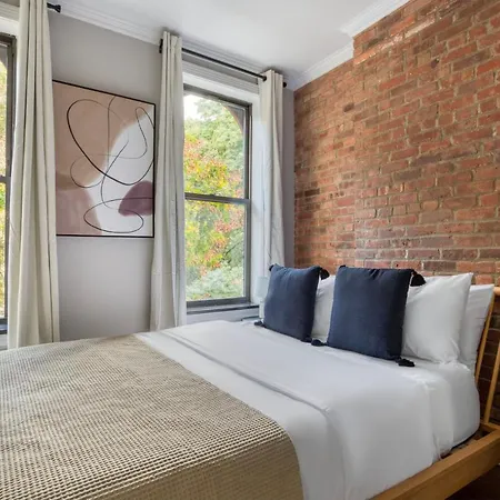 Nolita 1br W Wd Nr Parks Shopping Nyc-1229 *