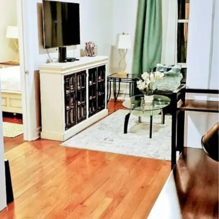 Beautiful 3br Service Apartment *