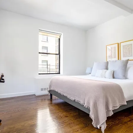 Apartment Uws 2br W Doorman Elevator Gym Nr Park Nyc-602 *