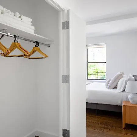 Apartment Uws 2br W Doorman Elevator Gym Nr Park Nyc-602