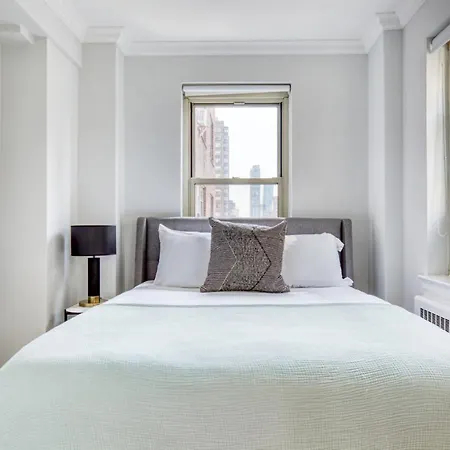 Murray Hill 1br W Elevator Gym Dm On 6 Line Nyc-624 New York