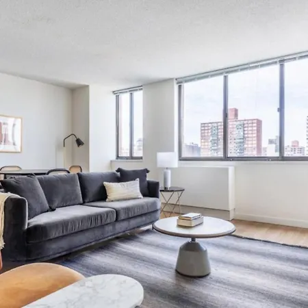 Comfortable Service Apartment *