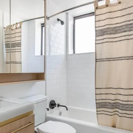 Comfortable Service Apartment New York