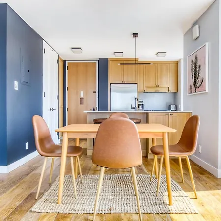 2br 2ba Pool Doorman Nr Times Sq Nyc-126 *