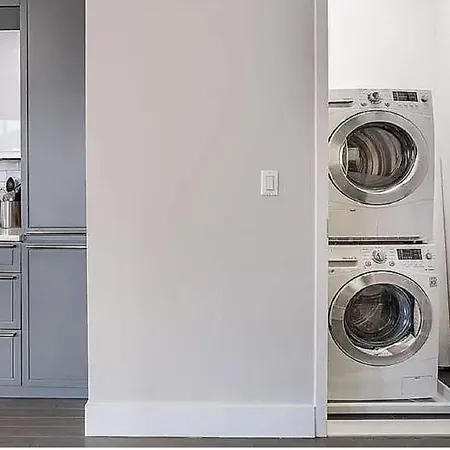 Bed & Breakfast Cozy On 51st St In Manhattan Ny New York