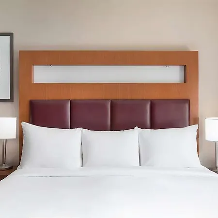 57 By Luxurban, Trademark Collection By Wyndham Hotel New York