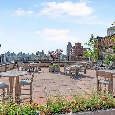 Bed & Breakfast Royal West End Avenue In Manhattan New York