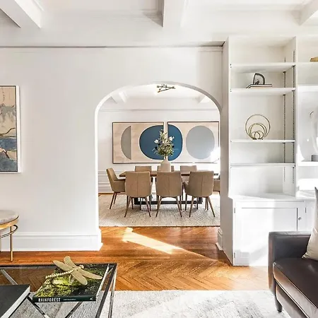 Royal West End Avenue In Manhattan Bed & Breakfast New York