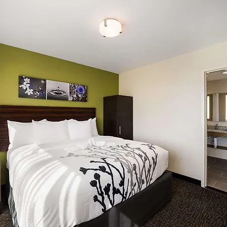 Sleep Bronx - Soundview 3*