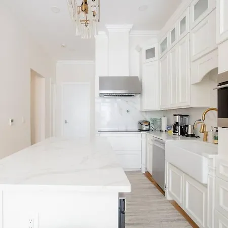 Little Manhattan Homestay *