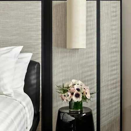 Aka Nomad Hotel 4*