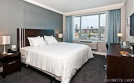 Hotel Wyndham Garden Long Island