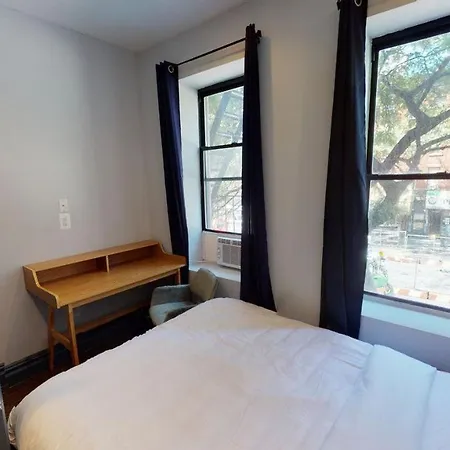 Furnished 497 Columbus Circle * New York