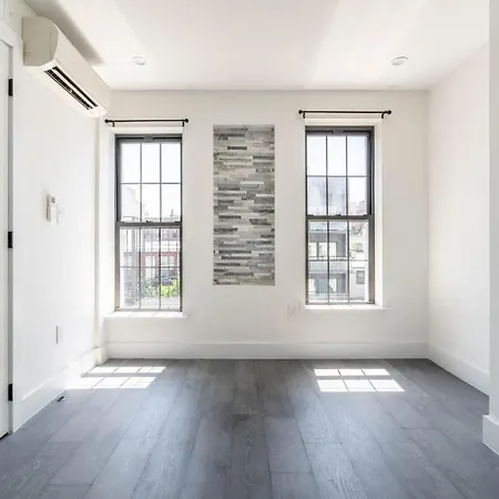 Furnished 1271 Greenpoint *