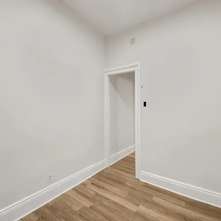 Apartment Furnished 794 Hells Kitchen