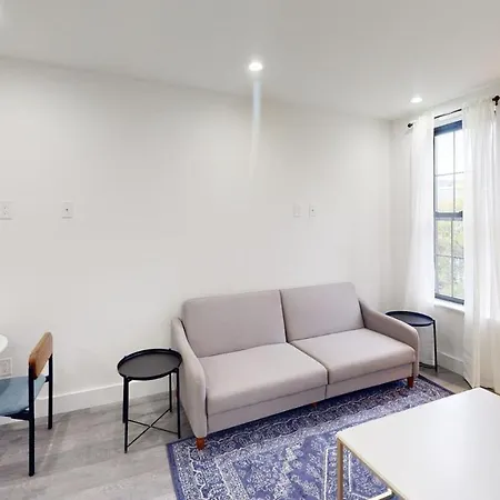 Apartment Furnished 1271 Greenpoint New York
