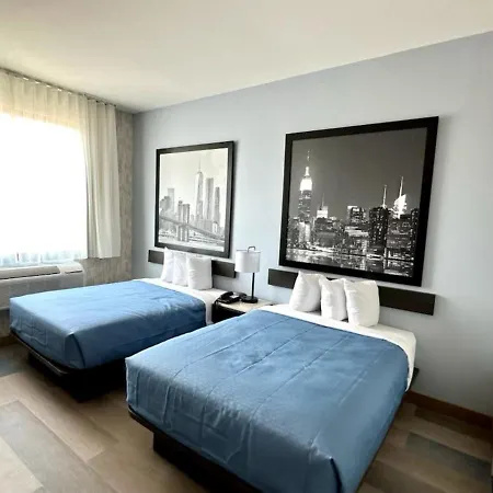Super 8 By Wyndham Brooklyn Pennsylvania Ave Hotel 2*