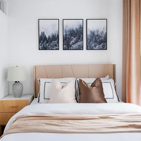 444-5a Newly Renovated 1br In Hell's Kitchen Apartment New York