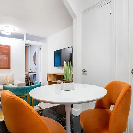 444-5a Newly Renovated 1br In Hell's Kitchen Apartment
