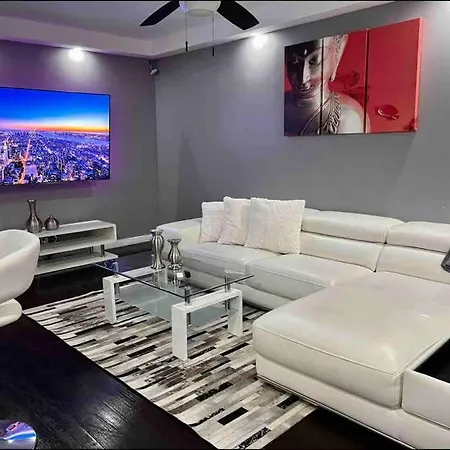 Madison's Place * New York