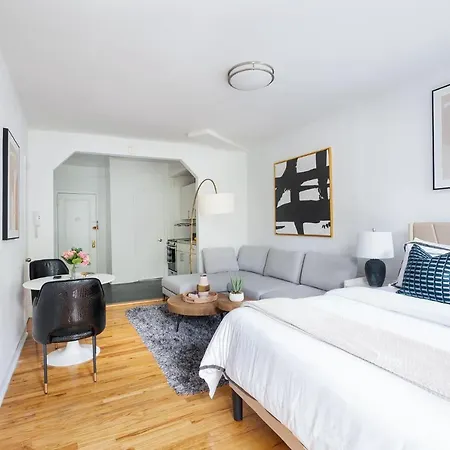 Apartment 444-1c New Studio In Hell's Kitchen