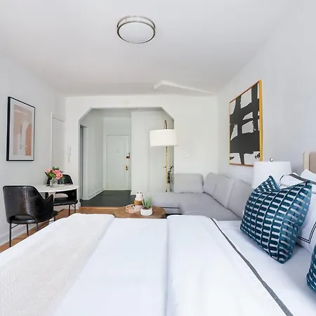 444-1c New Studio In Hell's Kitchen Apartment New York