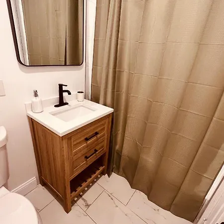 2beds Walking Distance To Major Hospitals - Heart Of Morris Park - Bronx 30 Days Apartment *