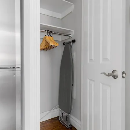 Apartment East Village 2br W Wd Nr Groceries Shops Nyc-1235
