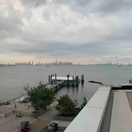 By Harbor New York