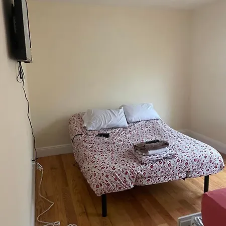 Better Bed Red 1 Apartment