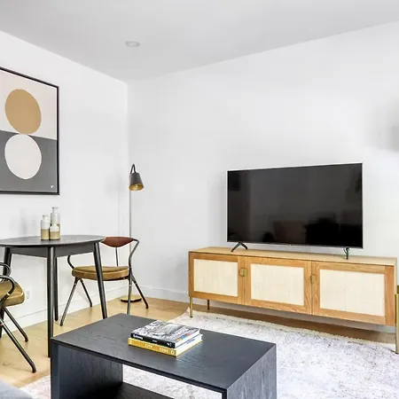 Apartment Midtown E W Elevator Nr Park Nyc-635