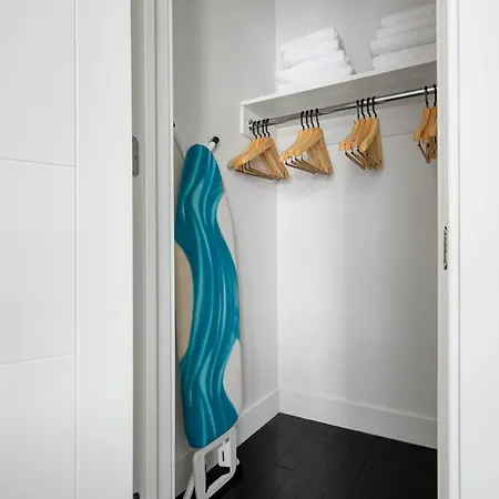 Apartment Midtown 2br W Doorman Wd Nr Park Nyc-1246 New York
