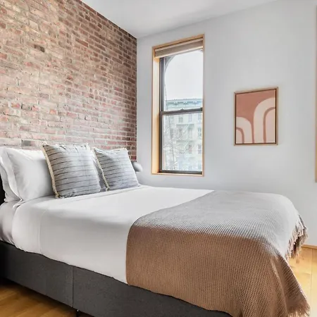 Apartment Newly Renovated Soho 2br On Kenmare Sq Nyc-705