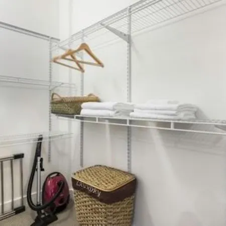 Newly Renovated 3 Bedroom *