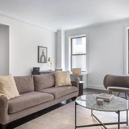 Apartment Midtown 2br W Roofdeck Wd Nr Park Nyc-1245 New York