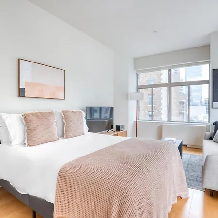 Apartment Fidi W Gym Doorman Nr Freedom Tower Nyc-1095