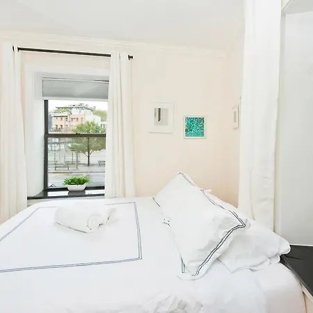 Three Bedroom West Village Townhouse * New York