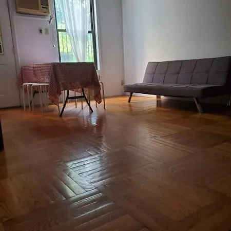 Cozy At Great Townhouse In Williamsburg * New York