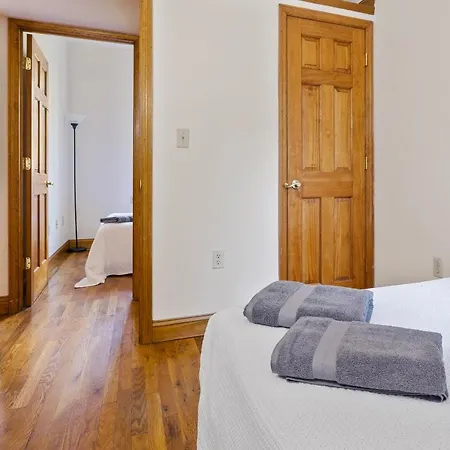 Living At Columbia New York